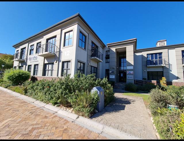 108M² OFFICE TO LET IN CENTURY CITY